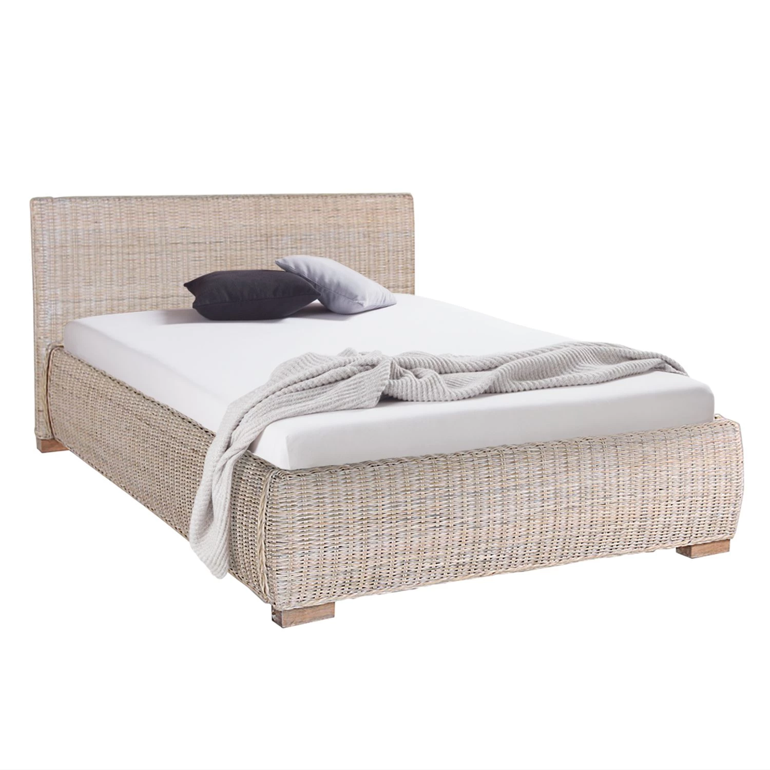 Maison Belfort Lit en rotin Sunne - 180 x 200cm 1 Maison Belfort Lit en rotin Sunne - 180 x 200cm