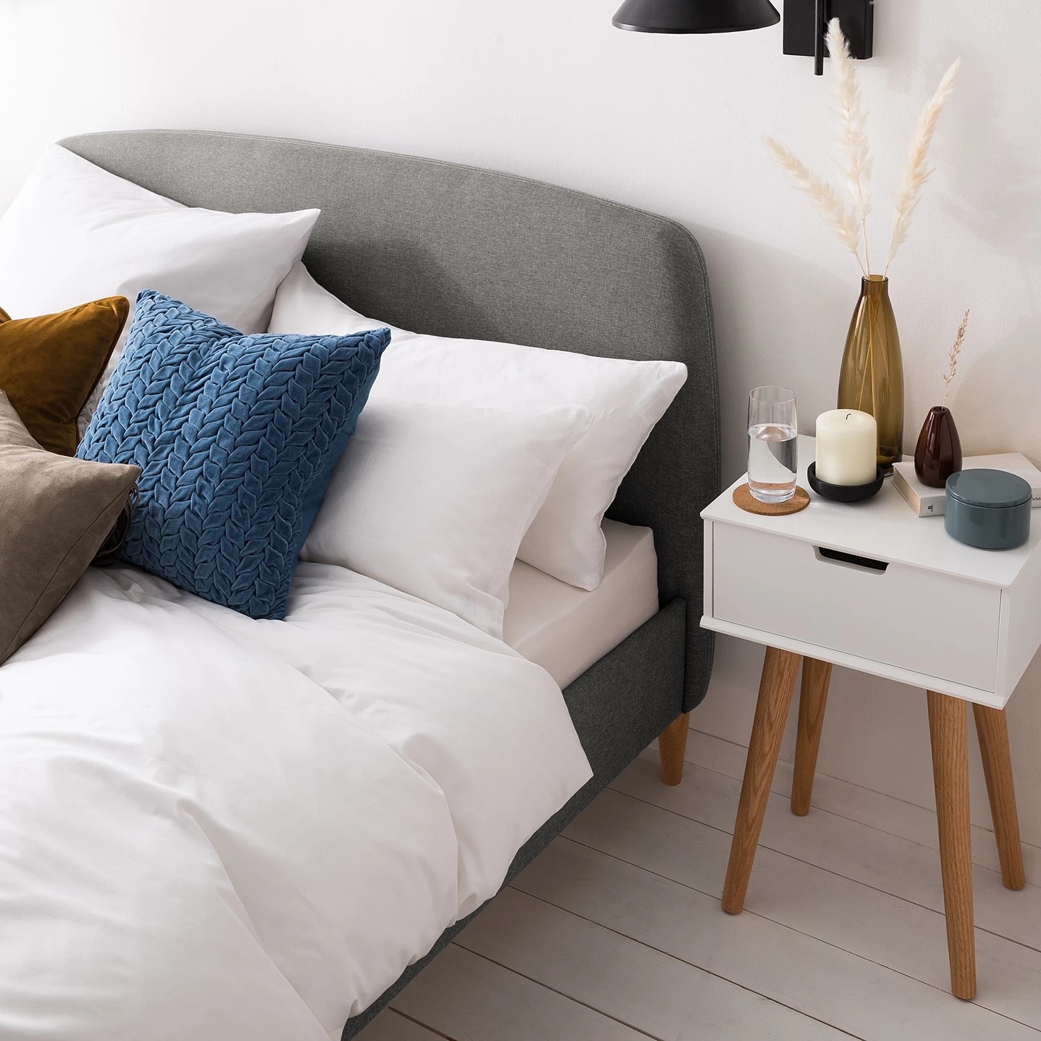 Mørteens Lit capitonné Belmonte - Tissu / Hévéa massif - Gris clair 8 Mørteens Lit capitonné Belmonte - Tissu / Hévéa massif - Gris clair – Image 8