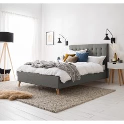 Mørteens Lit capitonné Almonte - Tissu / Hévéa massif - Gris clair -Lits & literie Soldes 1000131989 191031 06201400008 MOOD DETAILS P000000001000131989 mood