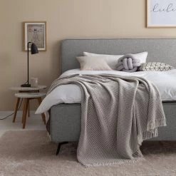 Mørteens Lit capitonné Karelia I - Tissu structuré Mali: Gris - 180 x 200cm - Sans espace de rangement -Lits & literie Soldes 1000208265 200710 17173100120 MOOD DETAILS P000000001000208265 mood