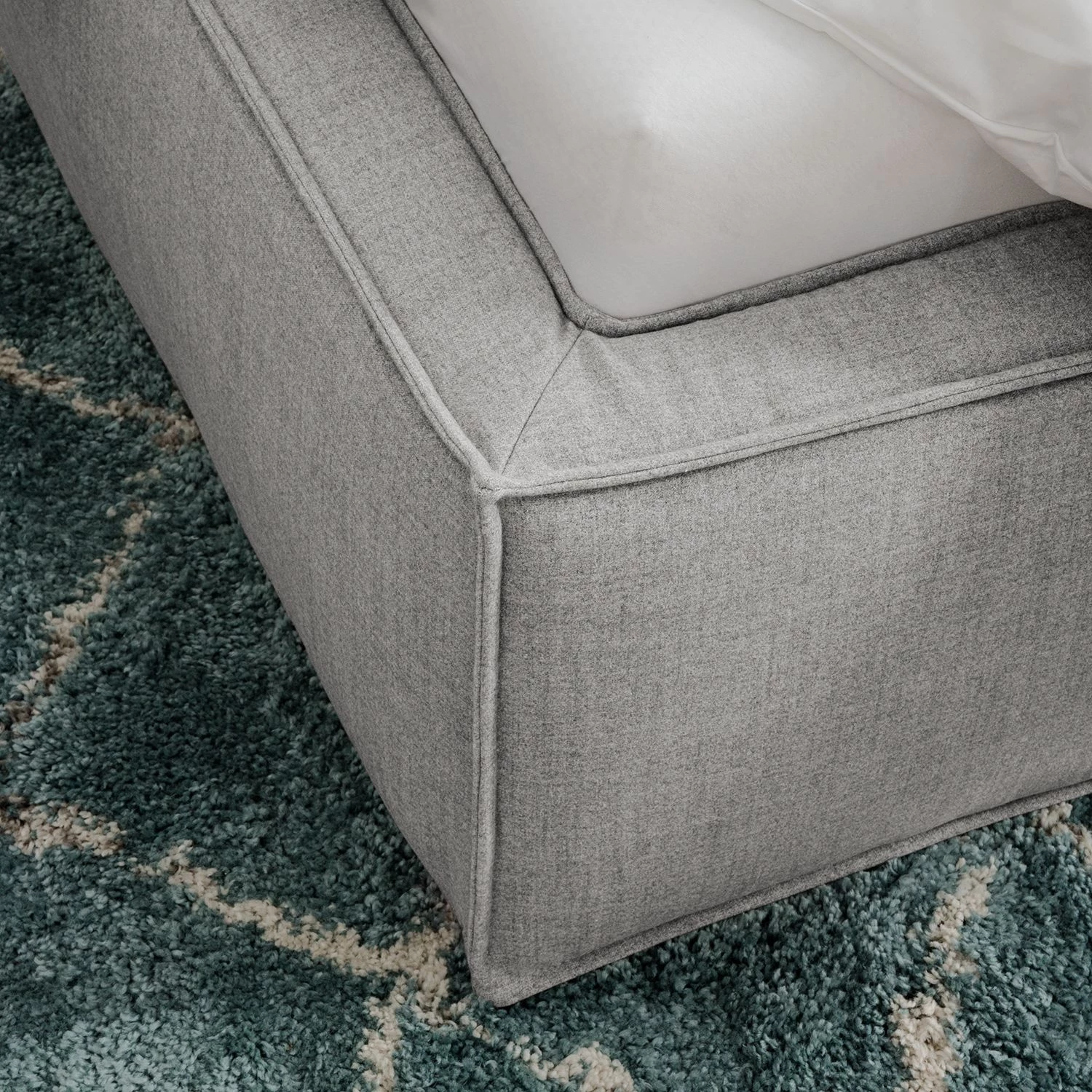 Lit capitonné Kinx - Tissu KINX : Gris - 160 x 200cm 16 Lit capitonné Kinx - Tissu KINX : Gris - 160 x 200cm – Image 16